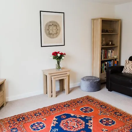 College Court * Bedale