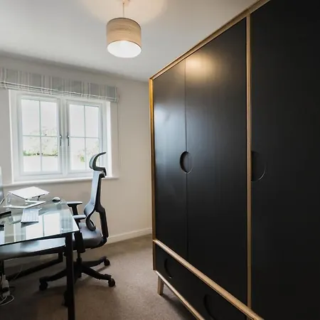 College Court * Bedale