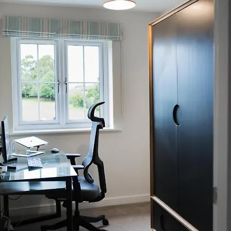 College Court 別荘 ベデール